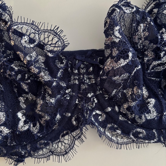 Victoria Secret Unlined Lace Balconette Bra 32DD - Picture 3 of 6